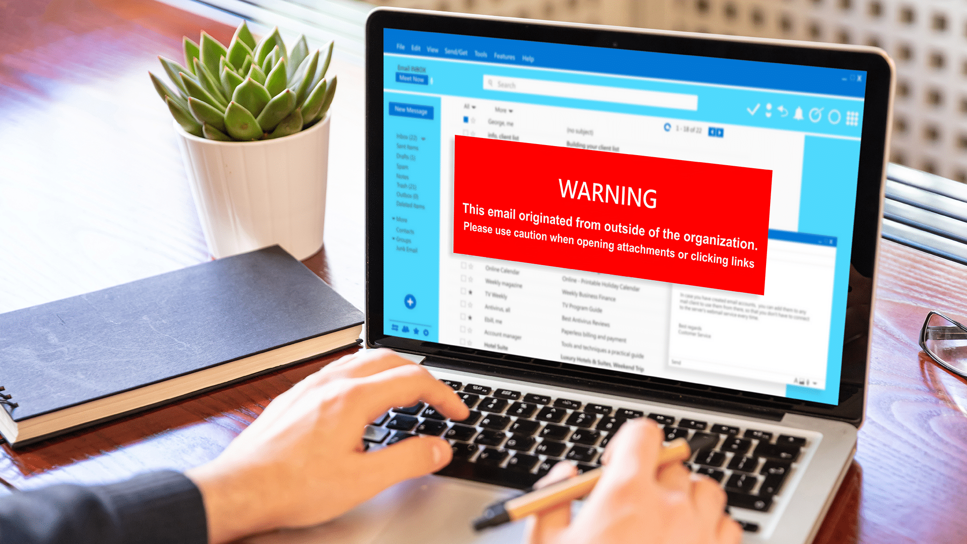 企業によるサイバーセキュリティ対策の具体例は？被害の影響も解説